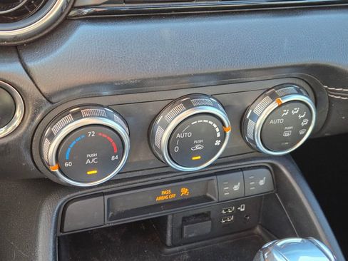 Used 2021 MAZDA MX-5 Miata Grand Touring image 11