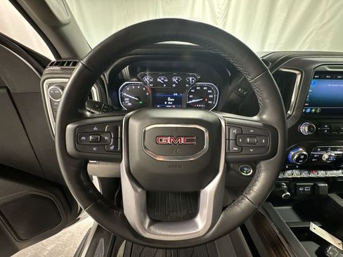 Used 2020 GMC Sierra 1500 Elevation w/ Elevation Value Package image 23