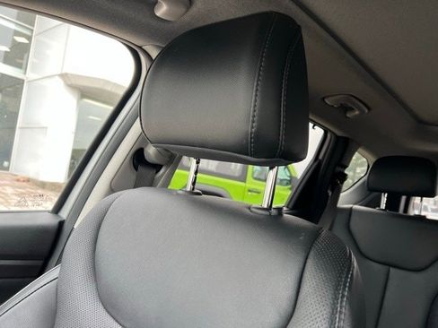 Used 2023 Hyundai Santa Fe Limited image 21