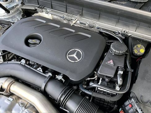 New 2026 Mercedes-Benz GLB 250 image 19