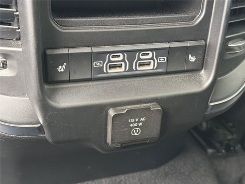 Used 2025 RAM 1500 Laramie AWD/4WD image 21