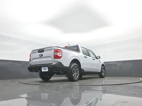 New 2026 Ford Maverick XLT image 29