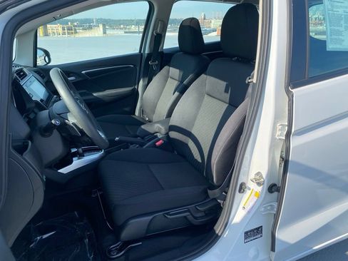 Used 2019 Honda Fit EX image 17