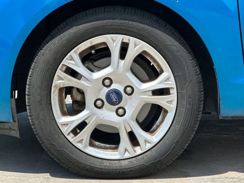 Used 2015 Ford Fiesta SE FWD image 12