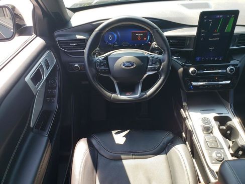 Used 2022 Ford Explorer ST w/ Equipment Group 401A AWD/4WD image 15