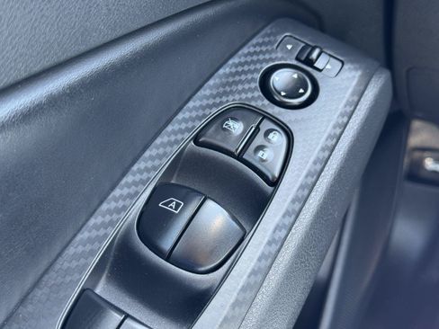 Used 2024 Nissan Altima 2.5 SV FWD image 22