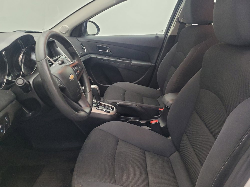 Used 2016 Chevrolet Cruze LT w/ Sun And Sound Package FWD image 17