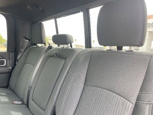 New 2024 RAM 2500 Big Horn w/ Night Edition AWD/4WD image 22