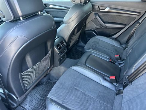 Used 2020 Audi SQ5 Prestige w/ Prestige Package AWD/4WD image 12
