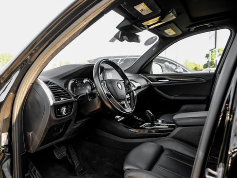 Used 2019 BMW X3 sDrive30i w/ Convenience Package image 3