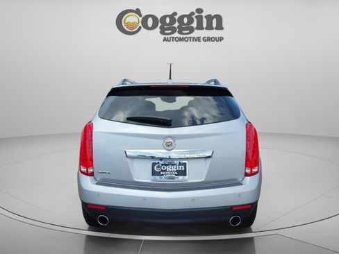 Used 2010 Cadillac SRX Luxury FWD image 4