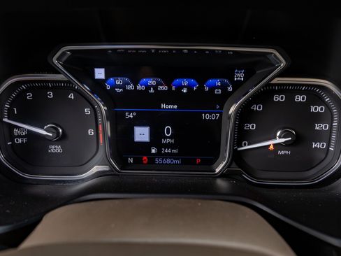 Used 2021 GMC Yukon Denali w/ Denali Premium Package image 20