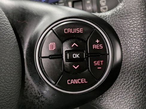 Used 2020 Kia Soul LX image 18