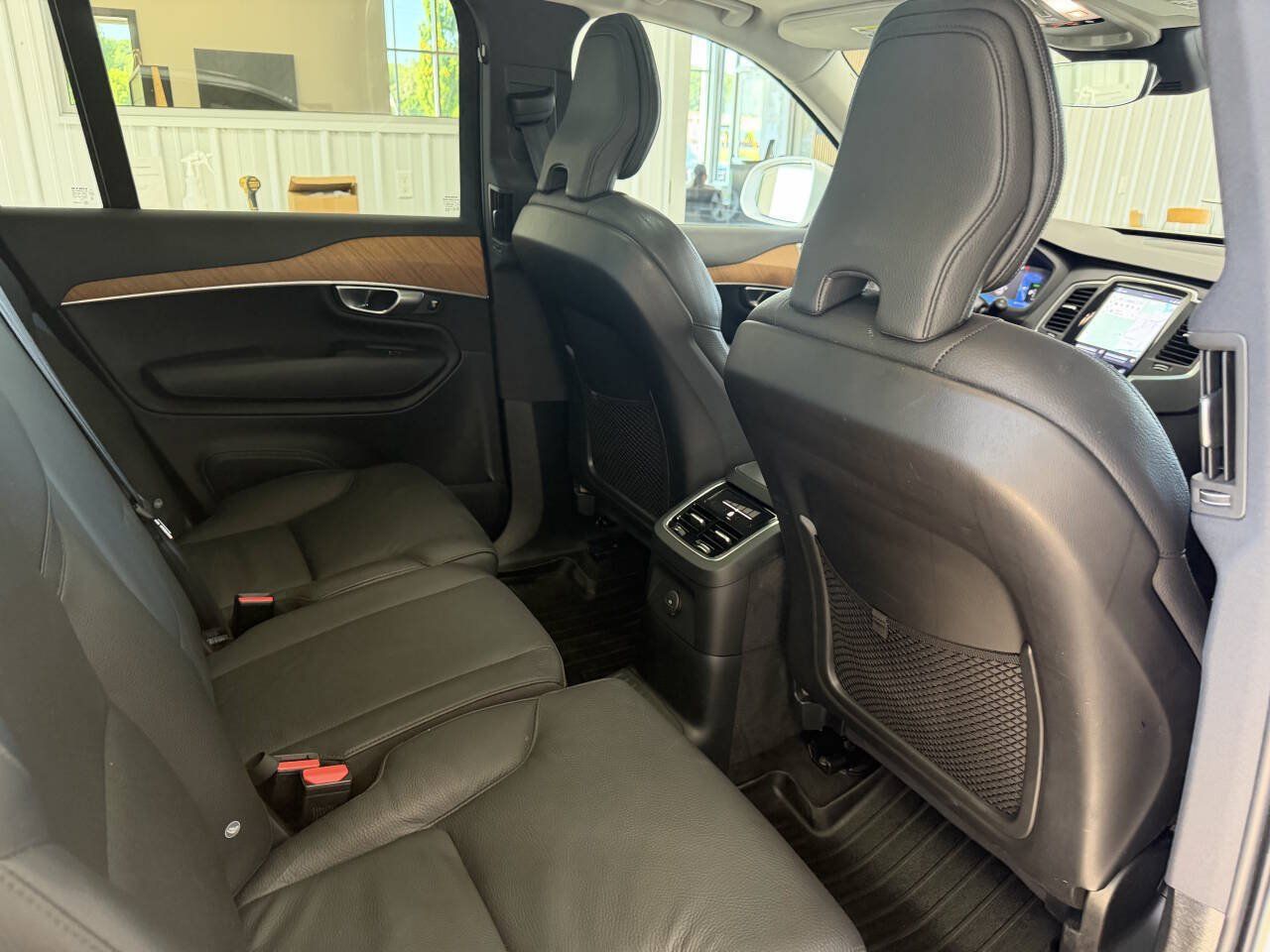 Used 2023 Volvo XC90 T8 Core AWD/4WD image 28
