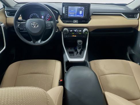 Used 2021 Toyota RAV4 XLE w/ Convenience Package image 30