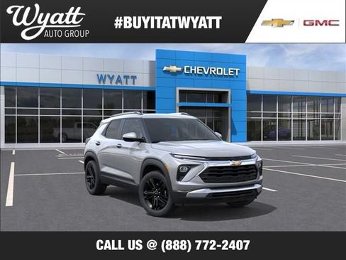 New 2026 Chevrolet TrailBlazer LT w/ Convenience Package AWD/4WD image 1