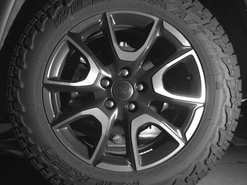 Used 2025 Jeep Compass Trailhawk AWD/4WD image 14