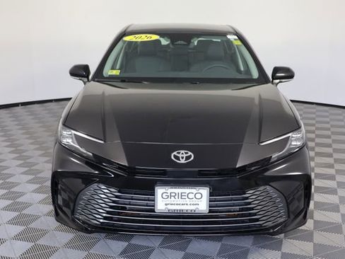 Used 2026 Toyota Camry XLE FWD image 3