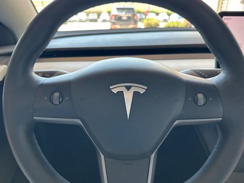 Used 2022 Tesla Model 3 Long Range AWD/4WD image 22