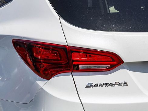 Used 2017 Hyundai Santa Fe Sport FWD image 7