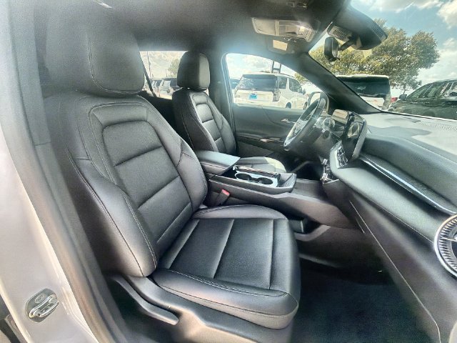 Certified 2025 Chevrolet Equinox LT w/ Convenience Package II FWD image 27