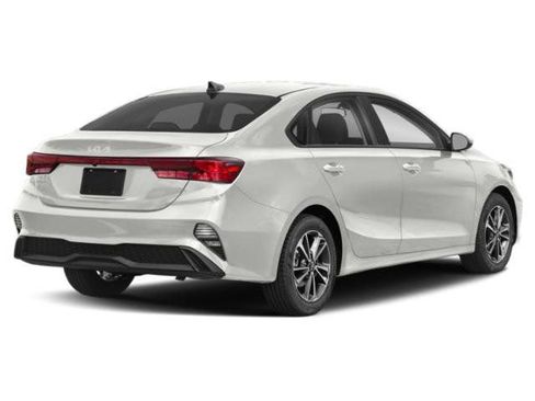 Used 2024 Kia Forte LX FWD image 25