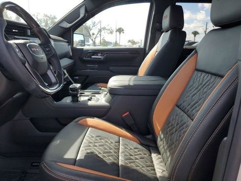 New 2026 GMC Sierra 1500 AT4 w/ Technology Package AWD/4WD image 21