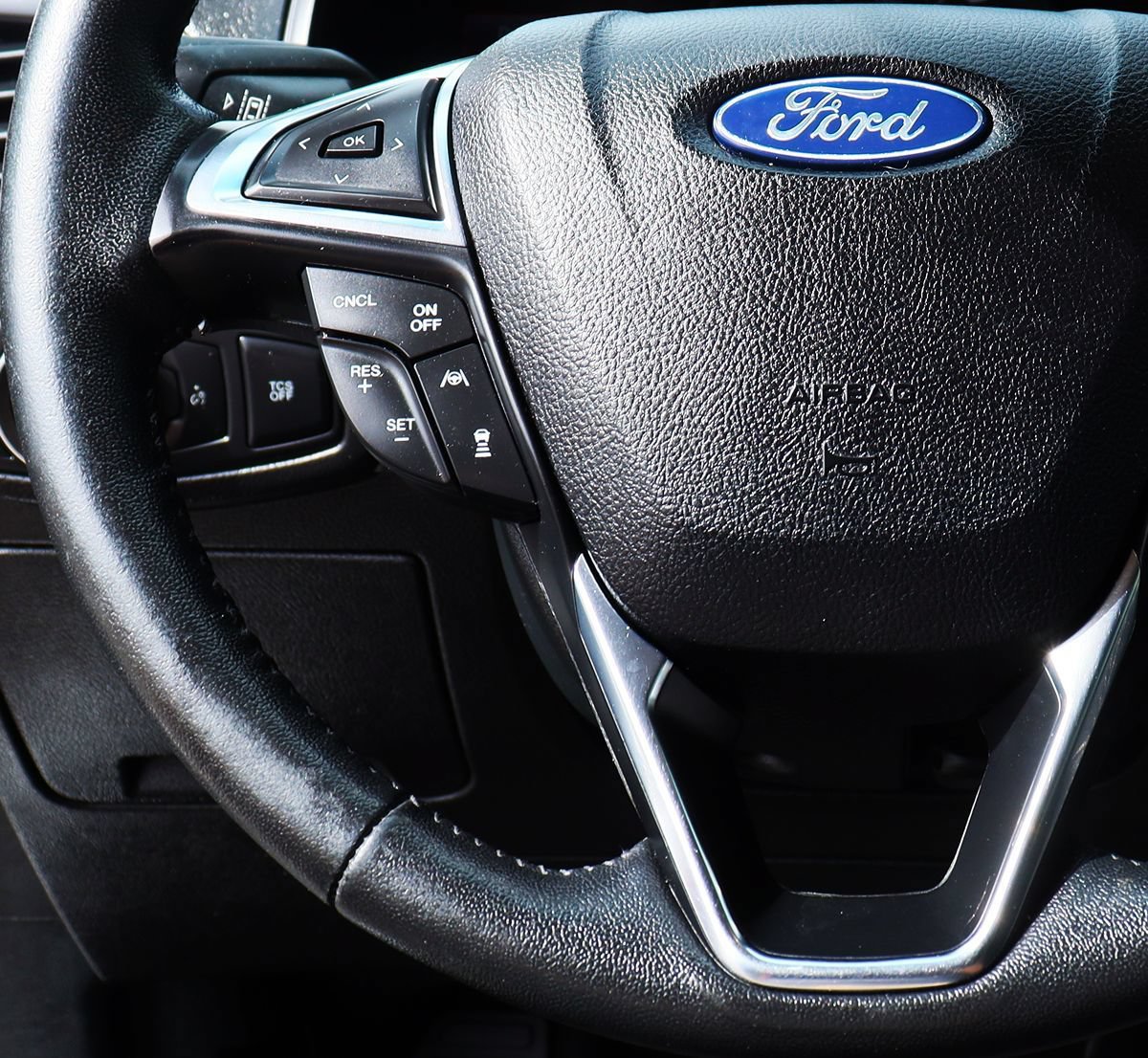 Used 2022 Ford Edge SEL AWD/4WD image 54