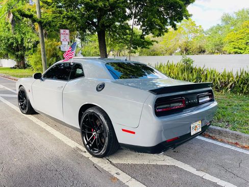 Used 2021 Dodge Challenger R/T Scat Pack w/ Dynamics Package image 3