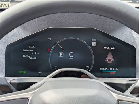 New 2026 Lexus ES 350e FWD image 16