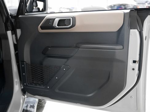 Used 2024 Ford Bronco Wildtrak AWD/4WD image 34