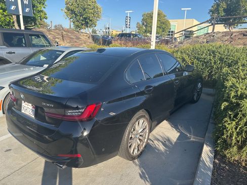 Certified 2023 BMW 330i Sedan w/ Parking Assistance Package RWD image 2