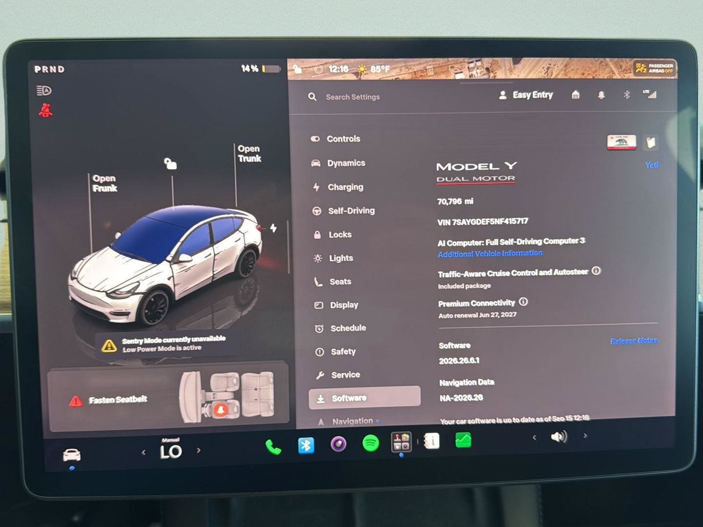 Used 2022 Tesla Model Y Performance AWD/4WD image 18