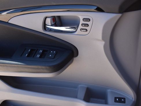 Used 2019 Honda Pilot Touring image 26