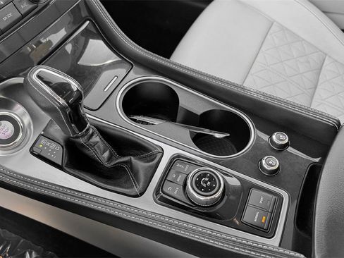 Used 2016 Nissan Maxima Platinum w/ Interior Lighting Package image 26