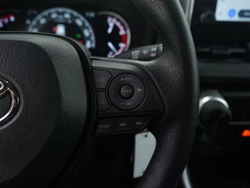 Used 2025 Toyota RAV4 LE image 19