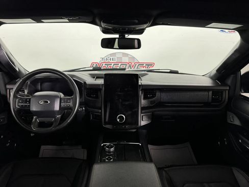 Used 2024 Ford Expedition Max Limited AWD/4WD image 11