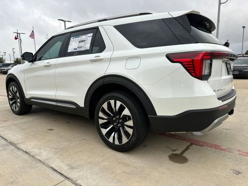 New 2026 Ford Explorer Platinum w/ LUX Leather Package image 33