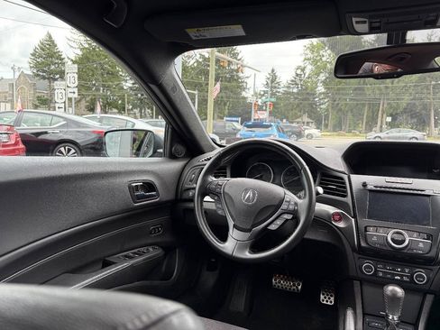 Used 2017 Acura ILX FWD image 10