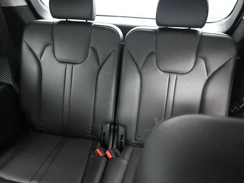 Certified 2023 Kia Sorento SX image 32