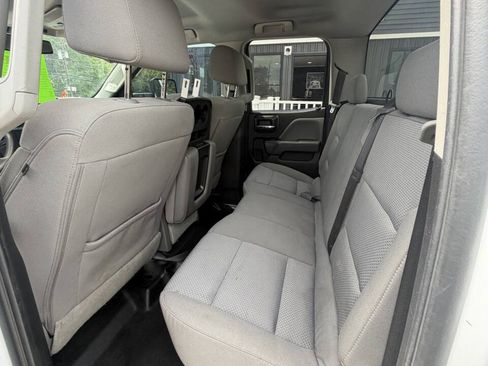 Used 2019 Chevrolet Silverado 2500 W/T AWD/4WD image 17