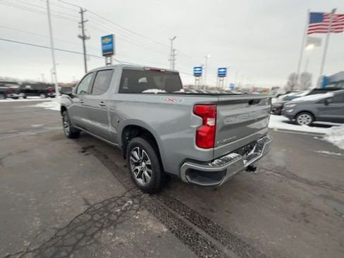 Used 2023 Chevrolet Silverado 1500 LT AWD/4WD image 6