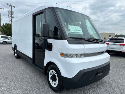 Used 2024 Chevrolet Brightdrop 600 w/ Commercial Equipment Package AWD/4WD image 4