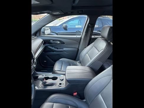 Used 2023 Chevrolet Traverse RS w/ LPO, Floor Liner Package image 17