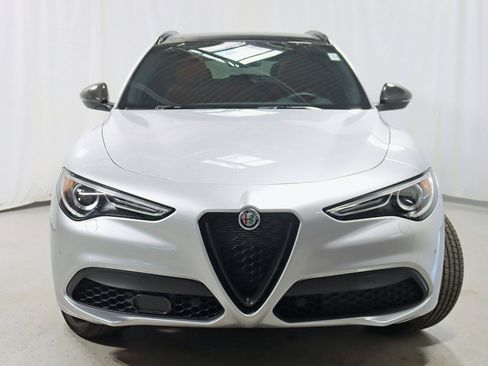 Used 2021 Alfa Romeo Stelvio Ti Sport image 9