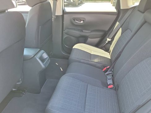 Certified 2027 Honda HR-V LX image 13