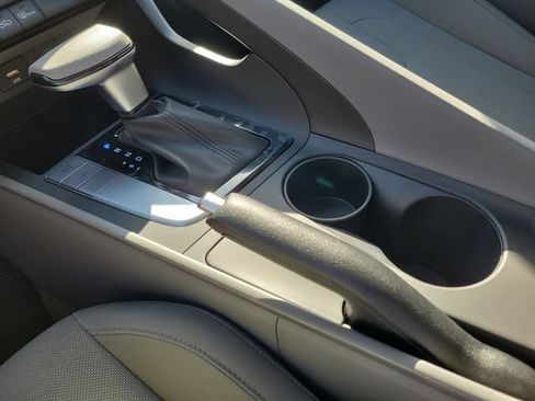 New 2026 Hyundai Elantra SE FWD image 15