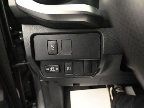 Used 2023 Toyota Tacoma SR5 image 10