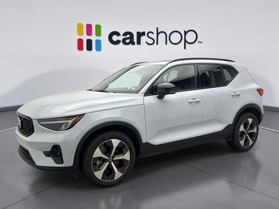 Used 2025 Volvo XC40 B5 Plus