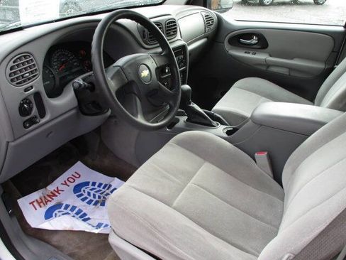 Used 2005 Chevrolet TrailBlazer LS w/ LS Preferred Equipment Group image 13